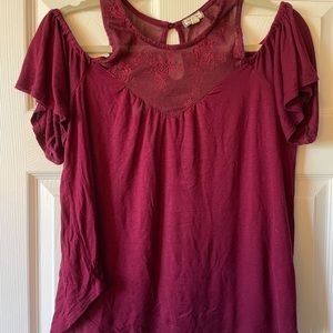 Cold shoulder lace shirt